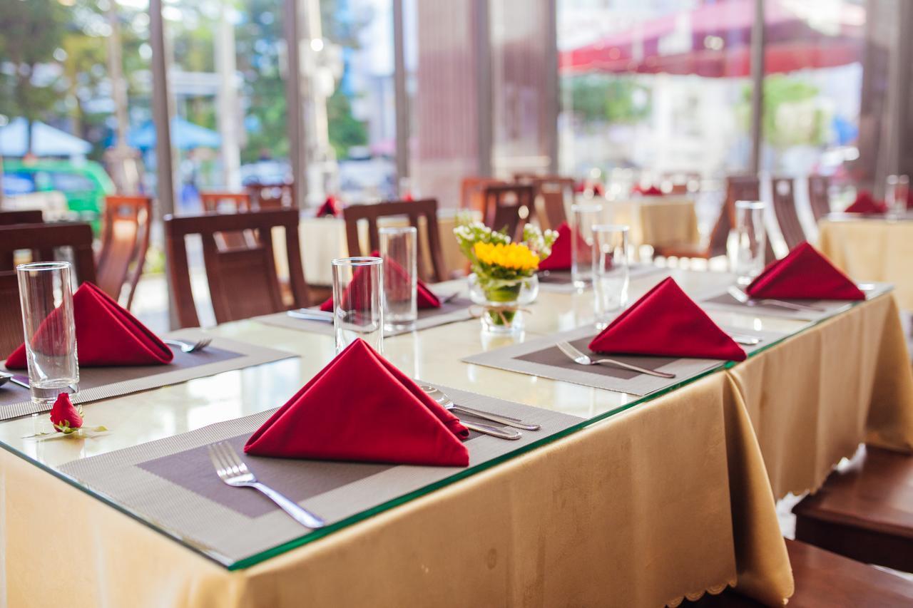 Ngoc Lan Hotel Дананг Екстериор снимка
