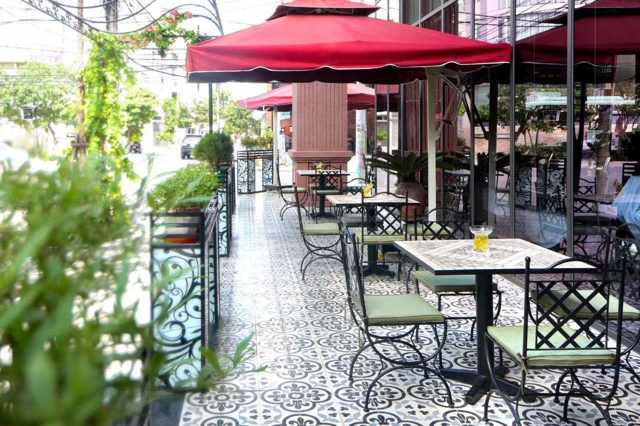 Ngoc Lan Hotel Дананг Екстериор снимка