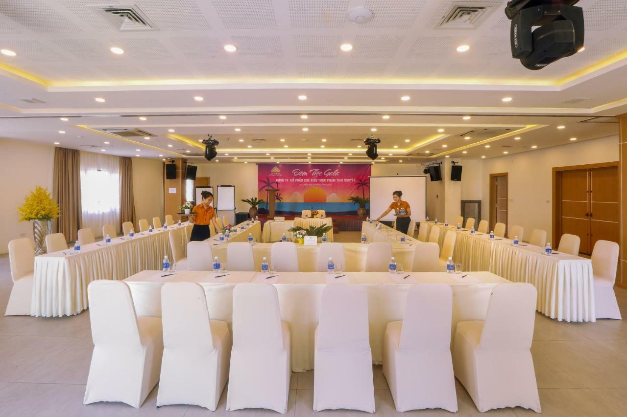 Ngoc Lan Hotel Дананг Екстериор снимка